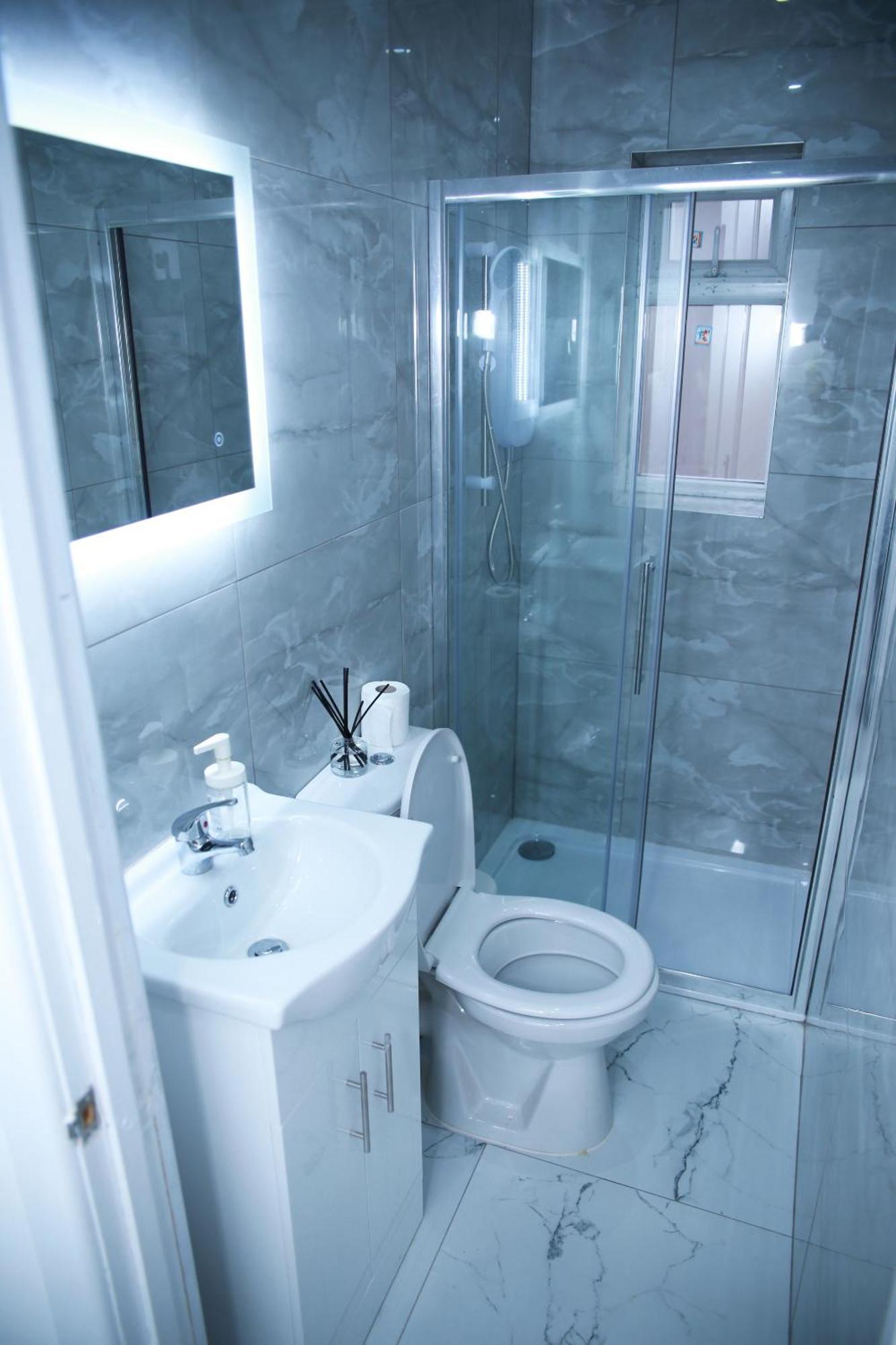 Ferienwohnung Harrow Luxury Flat With Free Parking. London Zimmer foto